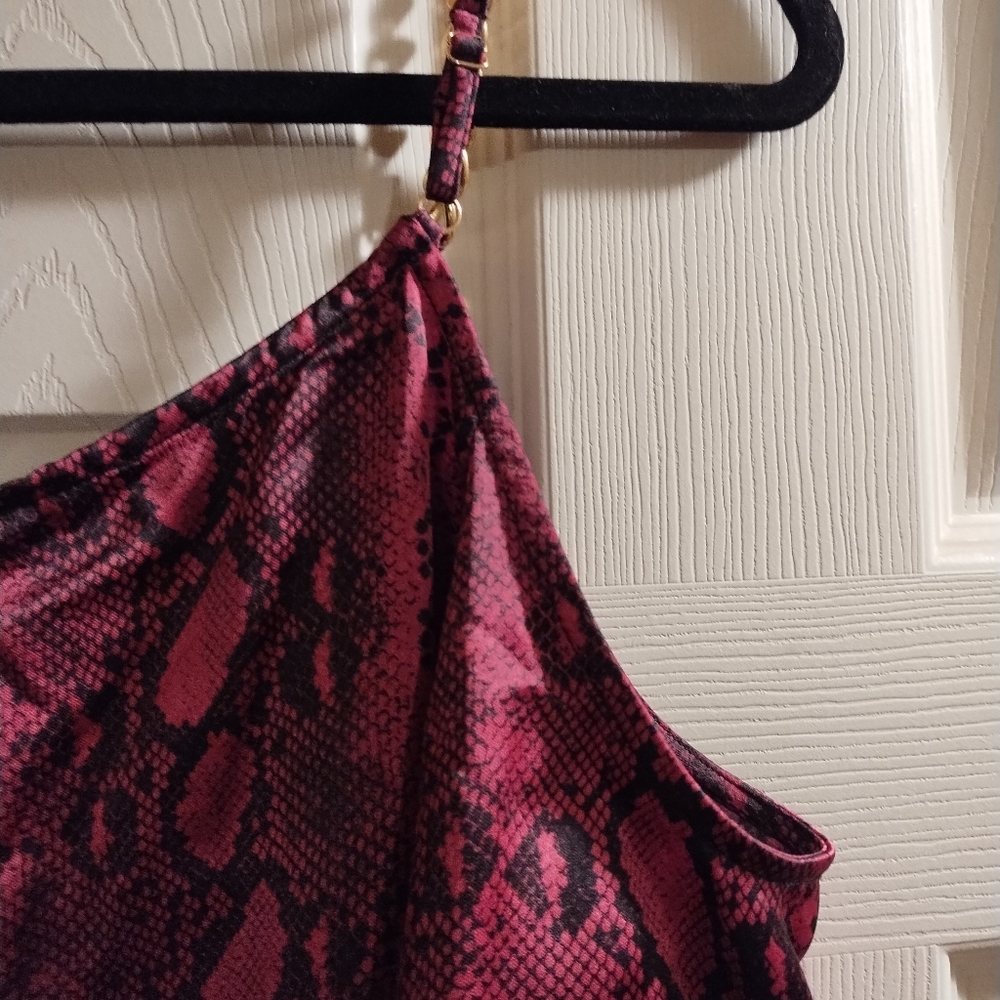 NWOT Michael Kors Elegant Pink Snake Print Cold Shoulder Blouse - Picture 5 of 8